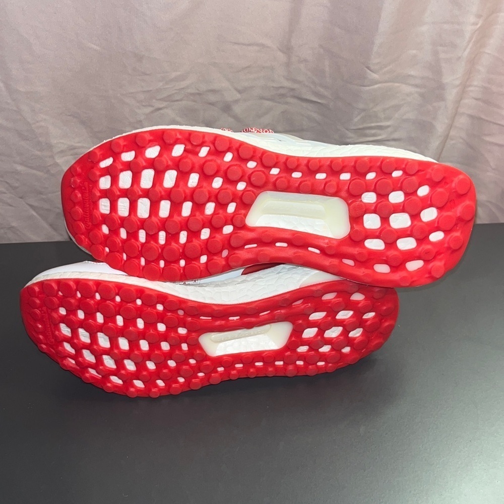 Adidas Ultra Boost 1.0 White Red Hearts LOVE VALENTINES Sneakers WMNS Size 5 - Picture 5 of 7